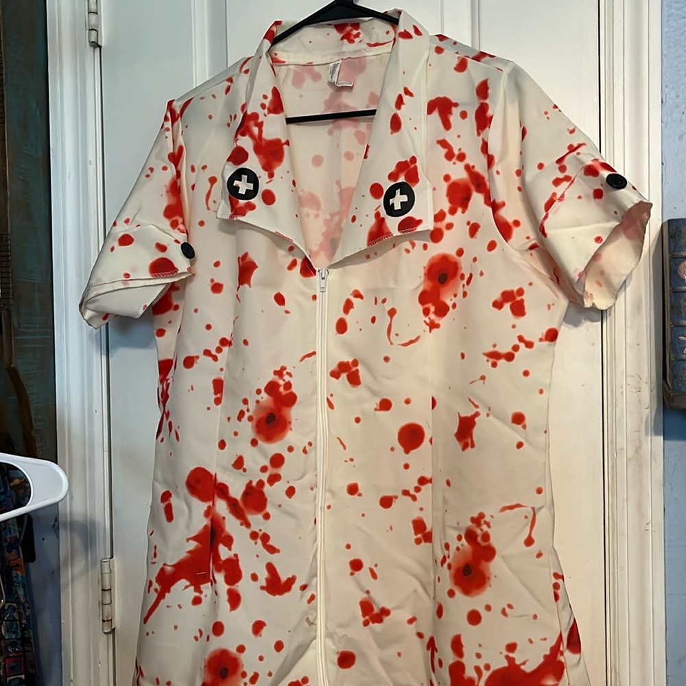 Women’s size L/XL bloody nurses Halloween dress. LIKE NEW